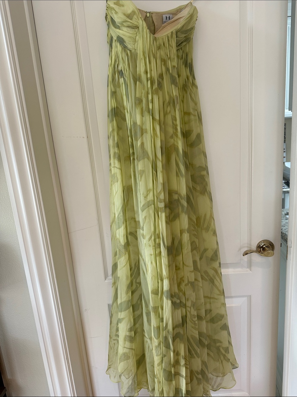 Light Green Printed Chiffon Maxi Dress Halston Heritage 4 NWT
